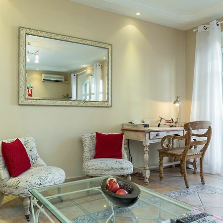 Lovely 2 Bed 2 Bath Apartment In Cannes On Rue Antibea Easy Walk To The Palais 224 외부 사진