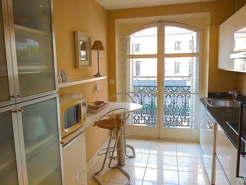 Lovely 2 Bed 2 Bath Apartment In Cannes On Rue Antibea Easy Walk To The Palais 224 외부 사진